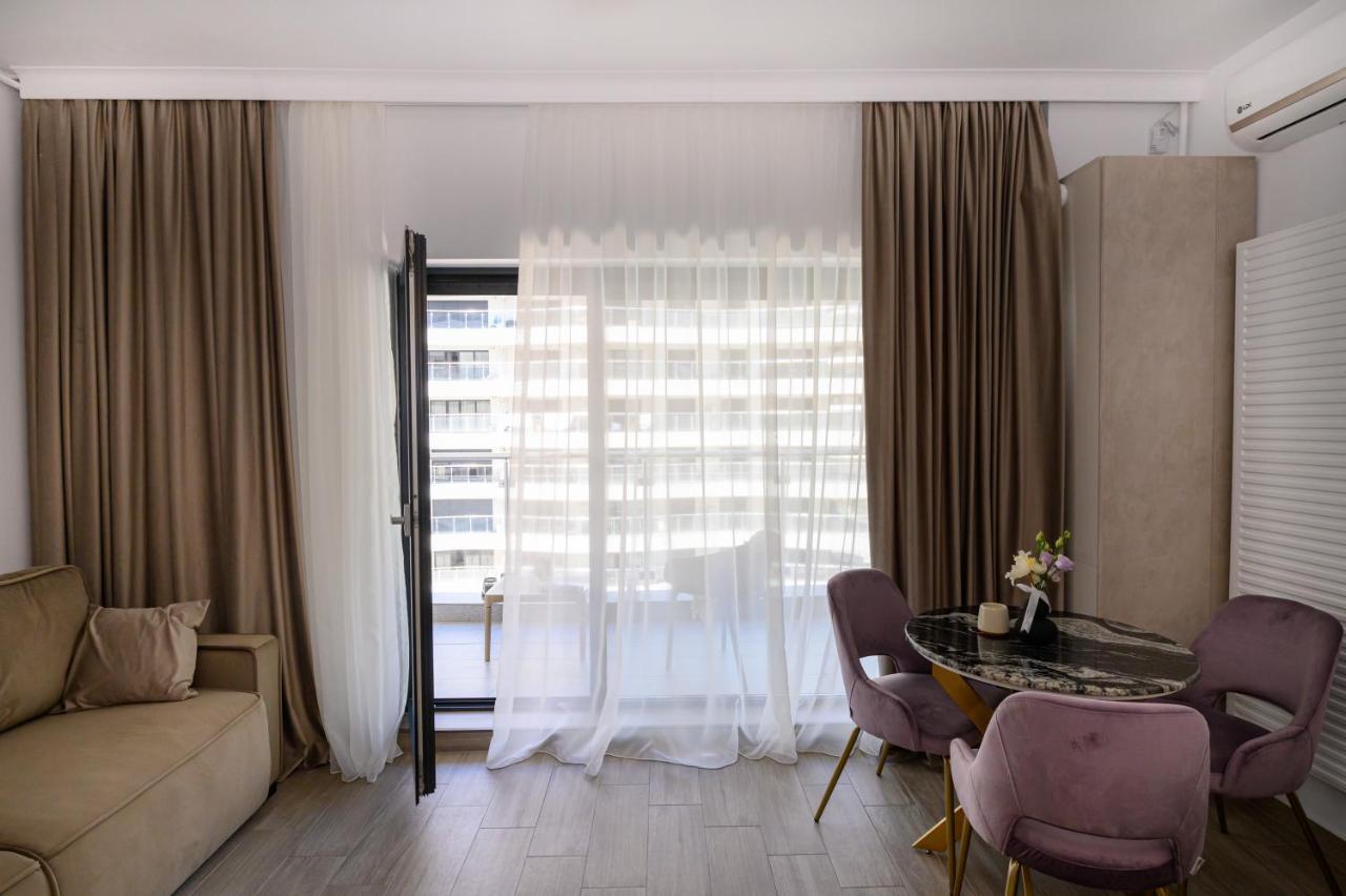 Black Pearl Loft Mamaia Eksteriør bilde